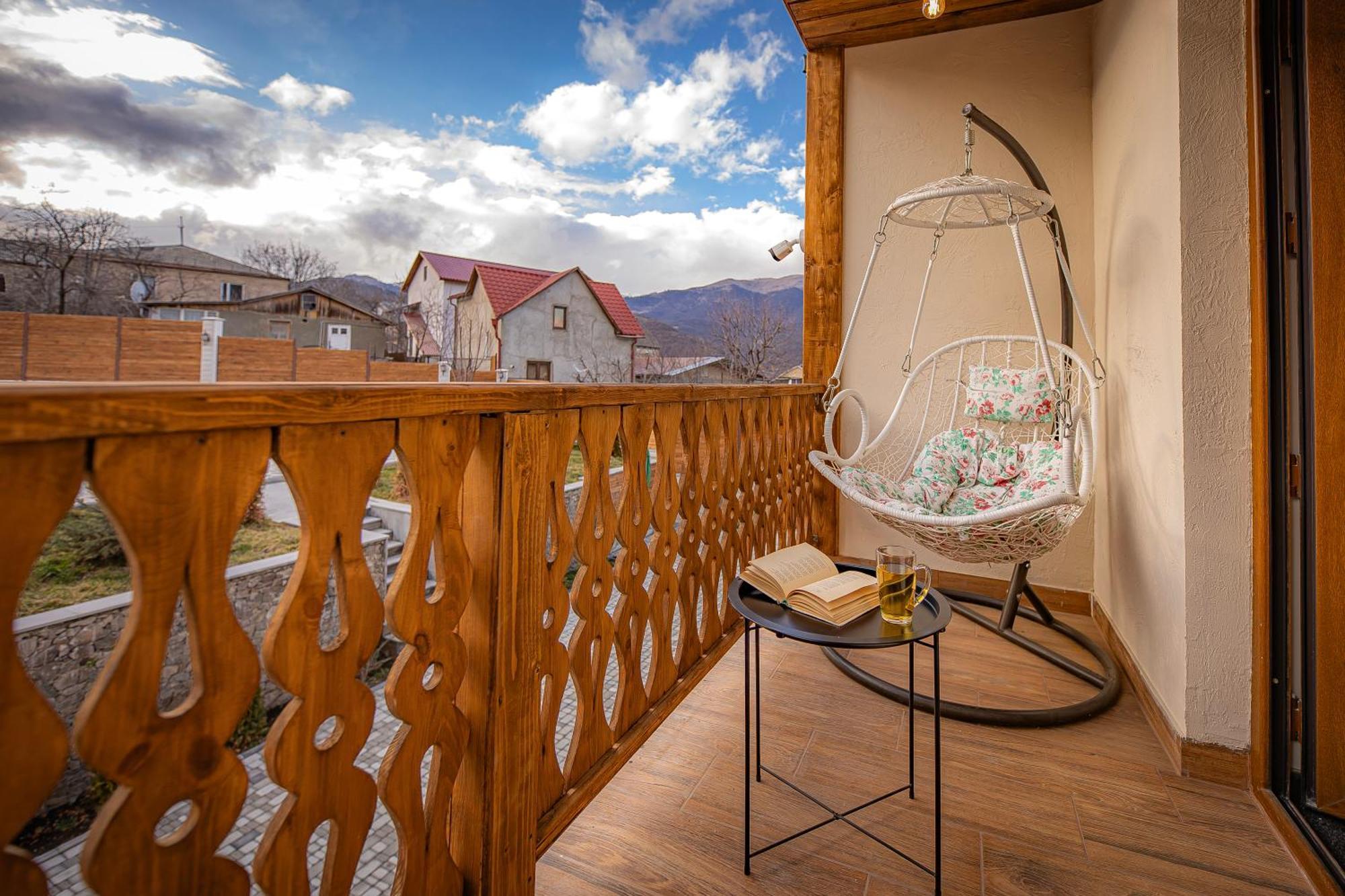 Taniqinn Dilijan Hotel Экстерьер фото