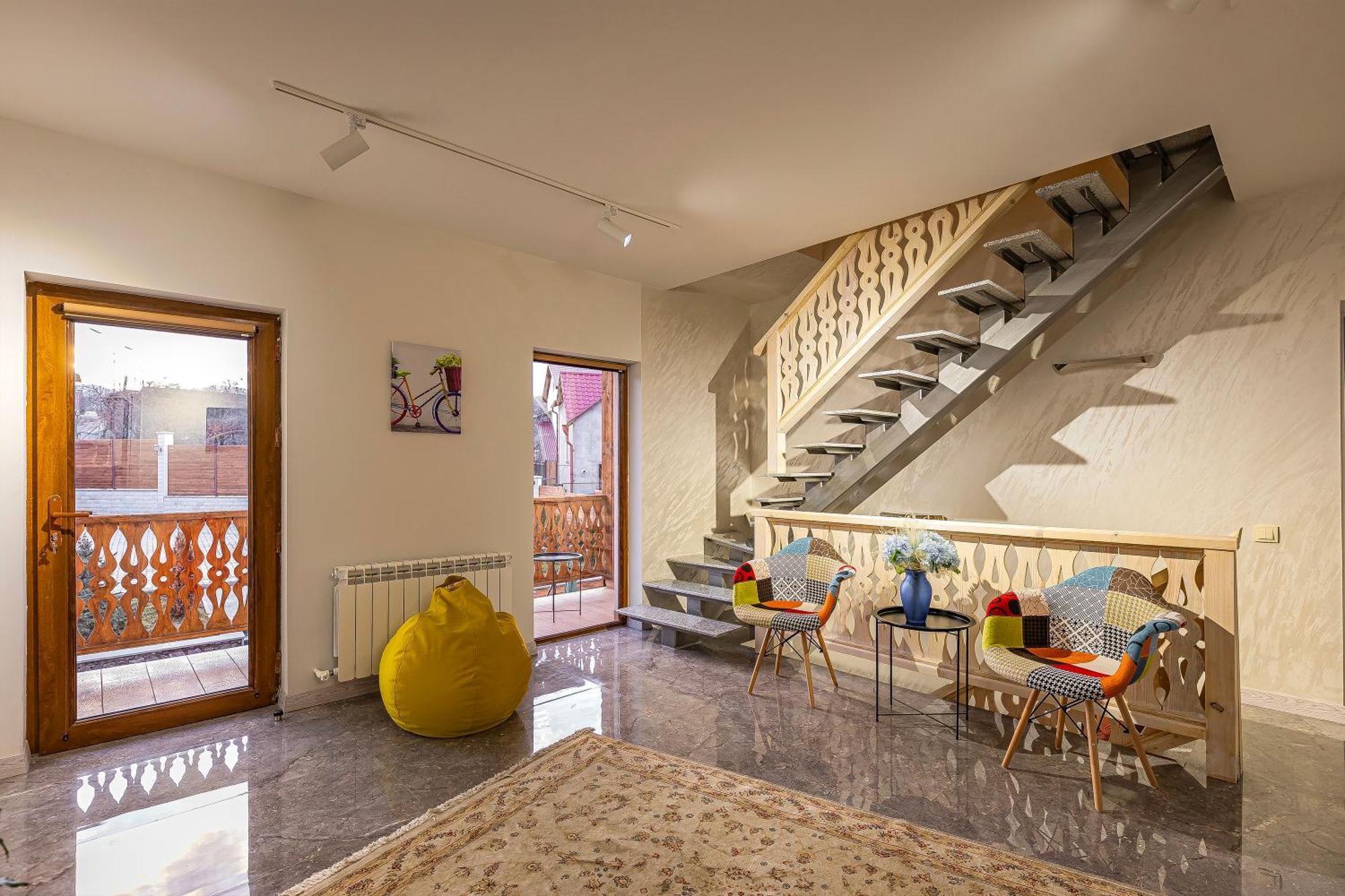 Taniqinn Dilijan Hotel Экстерьер фото